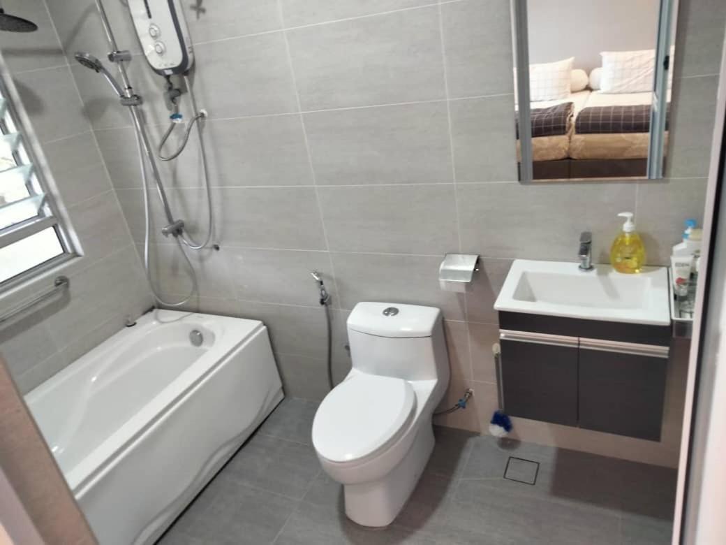 Eden Villa Bentong Karak Екстер'єр фото