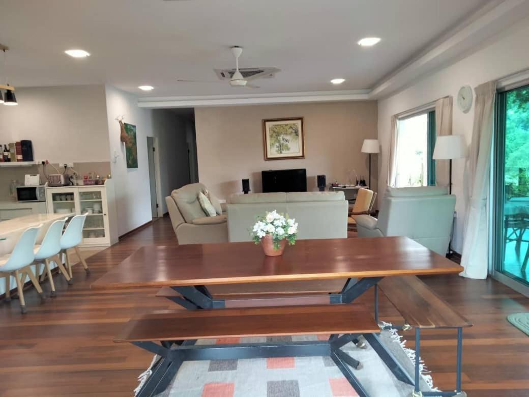 Eden Villa Bentong Karak Екстер'єр фото
